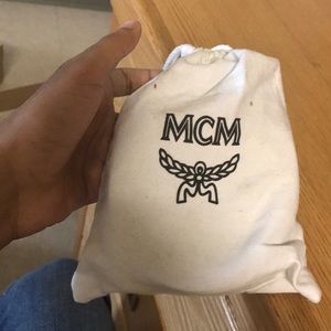 Pink salmon mcm belt